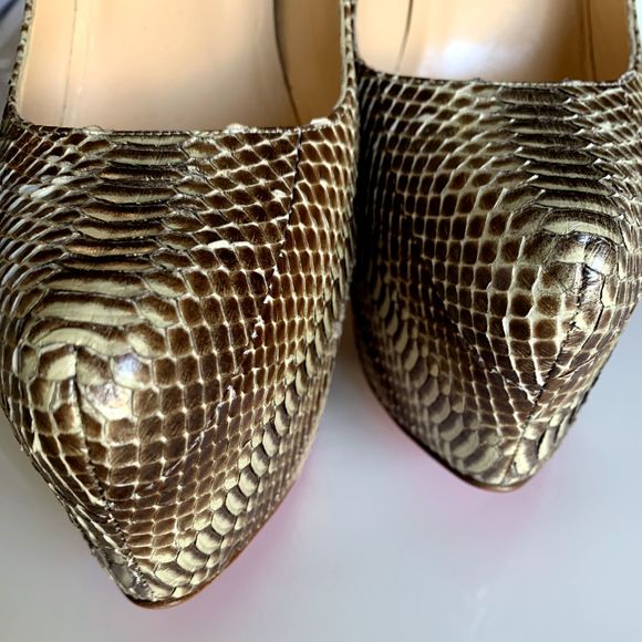 Christian Louboutin Daffoldile size 40 US 10 Python Platform Pumps Beige Ivory - Picture 11 of 12